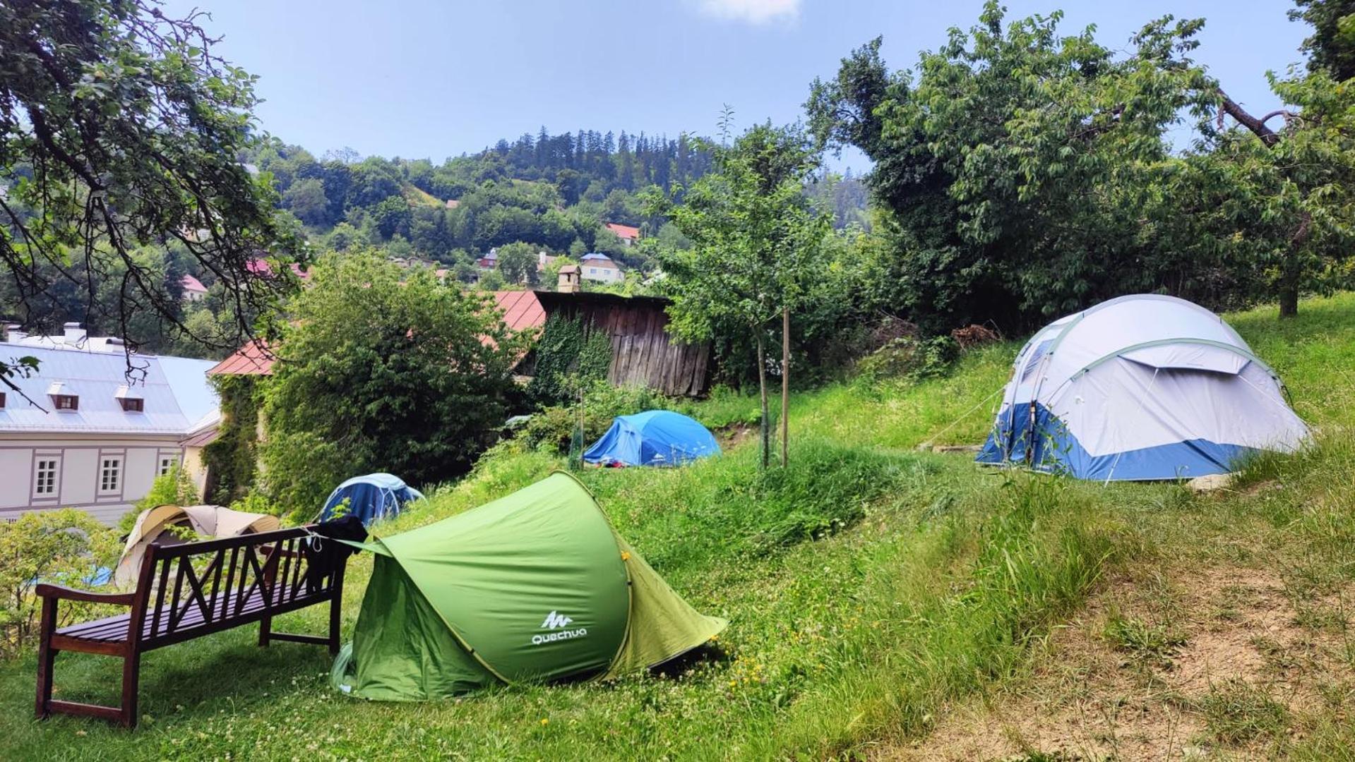Banská Štiavnica Stanovanie Pod Starym Zamkom - Camping מראה חיצוני תמונה